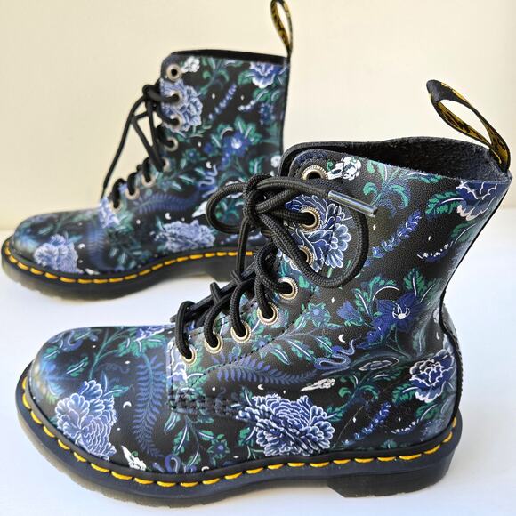 Dr. Martens NEW 1460 Pascal Mystic Floral Leather Boots Whimsigoth EU 37 US 6 - Picture 1 of 15